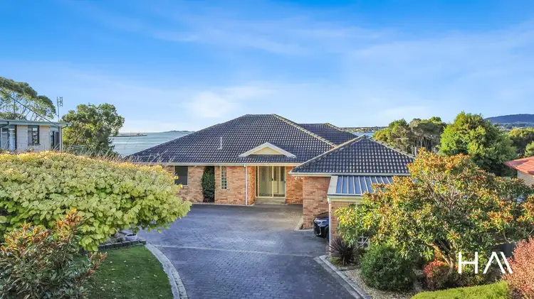 42 The Strand, George Town TAS 7253