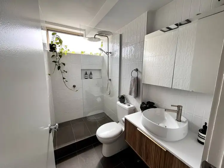 Fourth view of Homely apartment listing, 8/126 Albert Street, East Melbourne VIC 3002