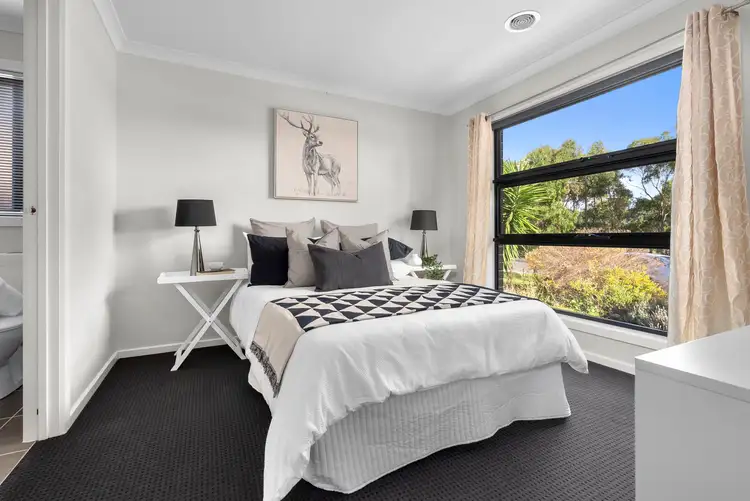 Second view of Homely house listing, 5 Phoenix Circuit, Brookfield VIC 3338
