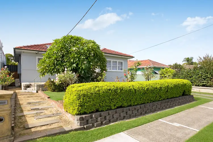 7 Queen Street, Revesby NSW 2212