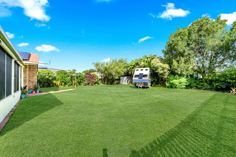 Second view of Homely house listing, 7 Paul Drive, Point Vernon QLD 4655
