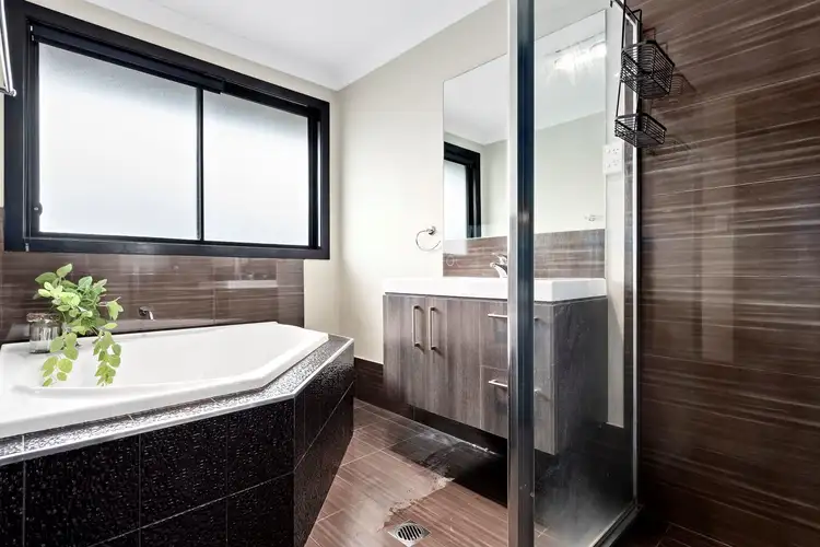 Fifth view of Homely house listing, 40 & 40a Hampton Crescent, Prospect NSW 2148