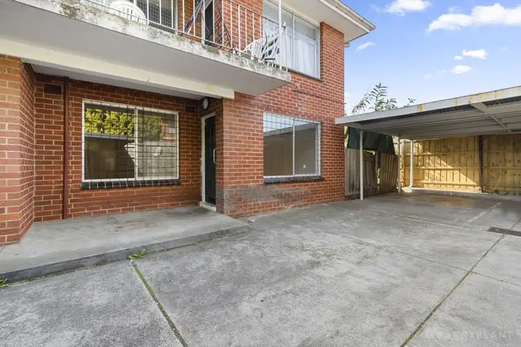 1/16 Stud Road, Dandenong VIC 3175