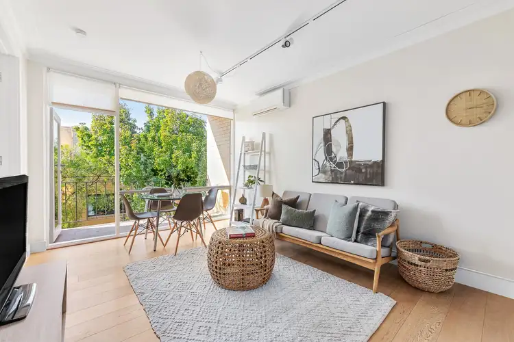 Second view of Homely apartment listing, 8/18-20 Selwyn Avenue, Elwood VIC 3184