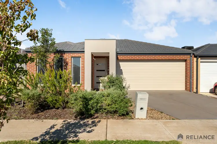 67 Toolern Waters Drive, Weir Views VIC 3338