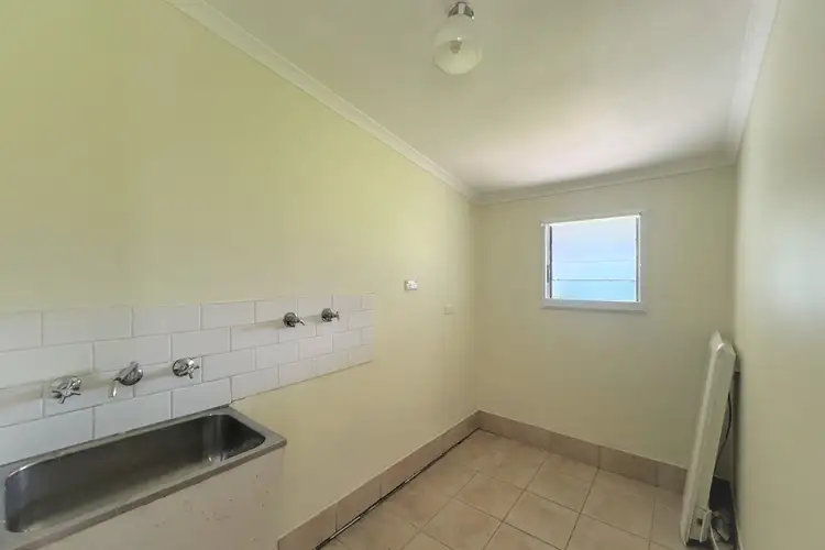 Seventh view of Homely house listing, 3 Moresby Way, Bathurst NSW 2795