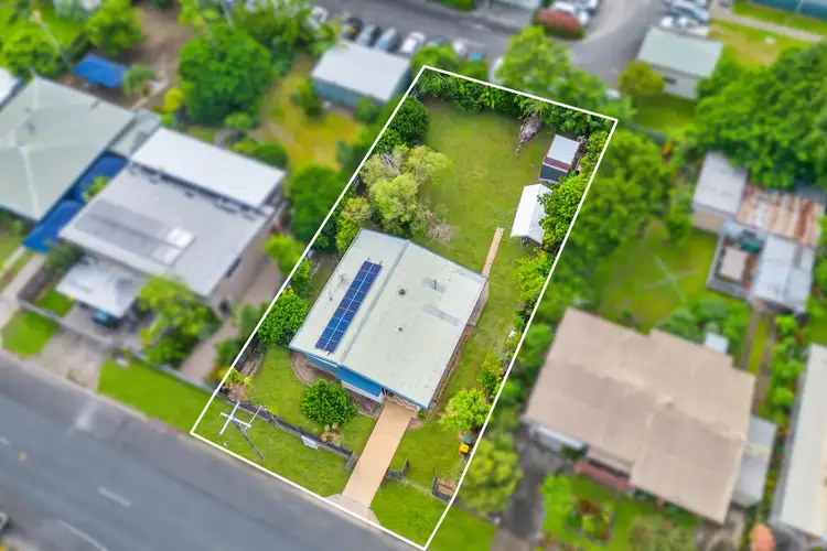 76 Clarke Street, Manunda QLD 4870