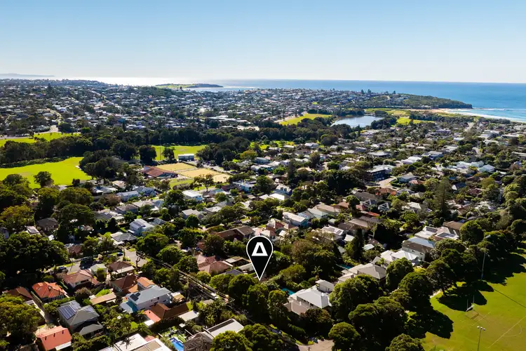 Sixth view of Homely house listing, 8 Waratah Street, Freshwater NSW 2096