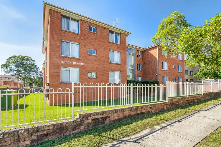 2/175-177 Derby Street, Penrith NSW 2750