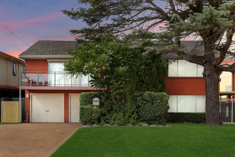 32 Amaroo Street, Sylvania NSW 2224