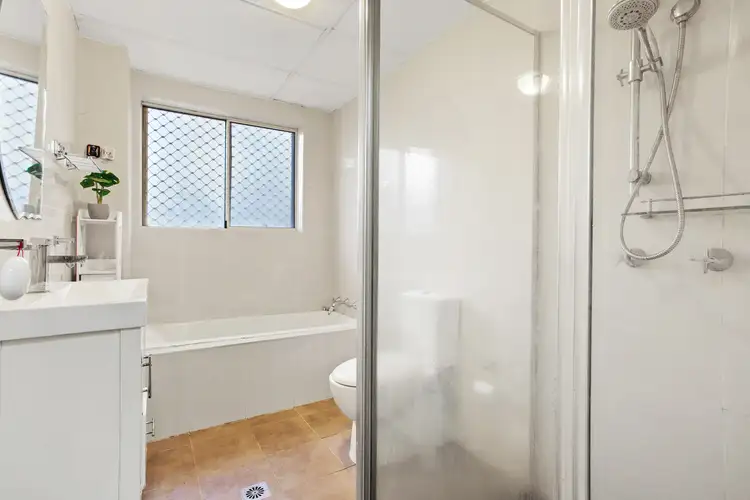Sixth view of Homely unit listing, 3/15 Mowle Street, Westmead NSW 2145
