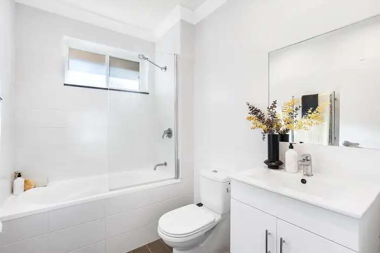 Sixth view of Homely apartment listing, 15/6 Avenue Road, Mosman NSW 2088