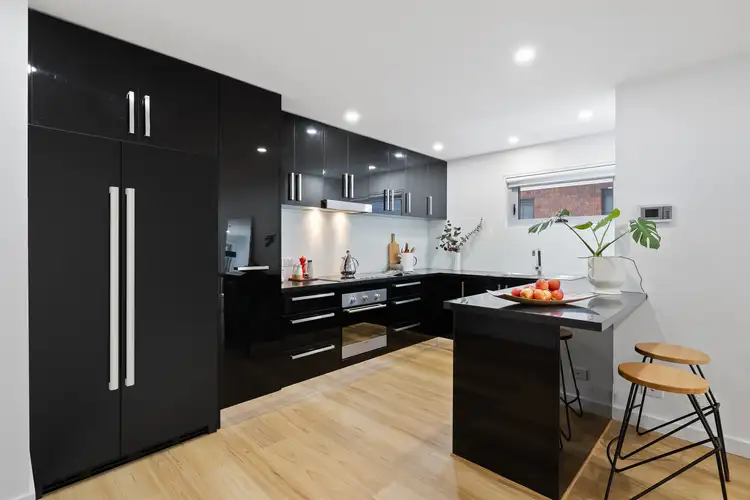 Fourth view of Homely apartment listing, 2/466 Bell Street, Preston VIC 3072