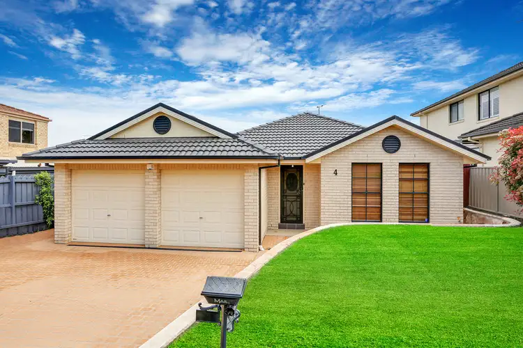 4 Buller Circuit, Beaumont Hills NSW 2155