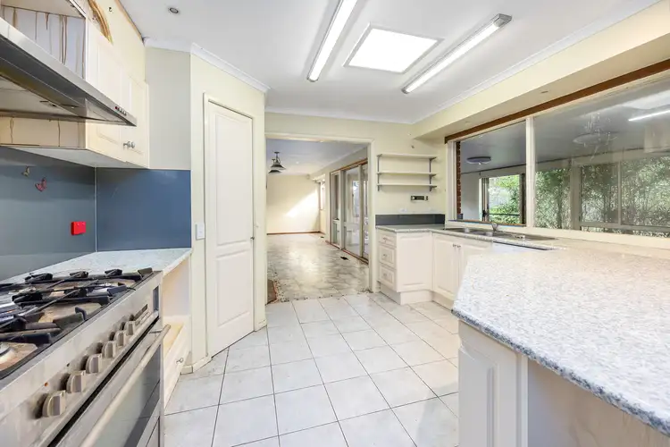Fifth view of Homely house listing, 95 Raphael Crescent, Frankston VIC 3199