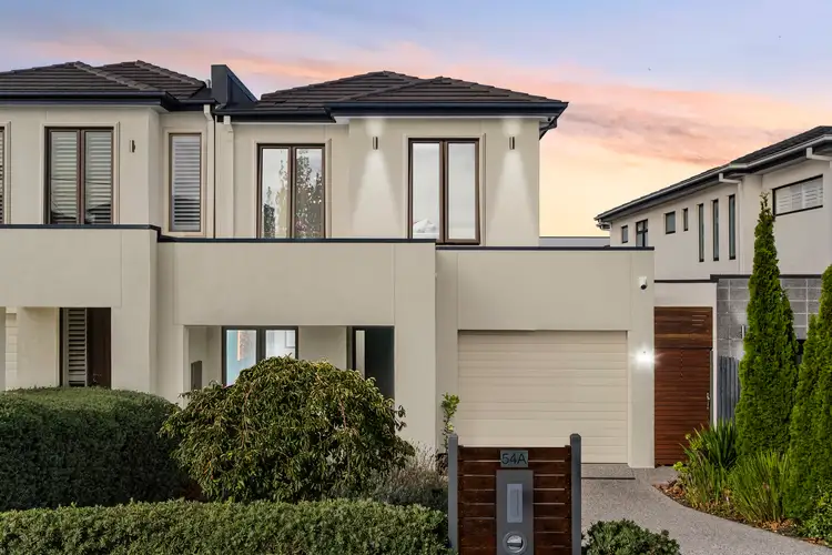 54A Carnarvon Road, Strathmore VIC 3041