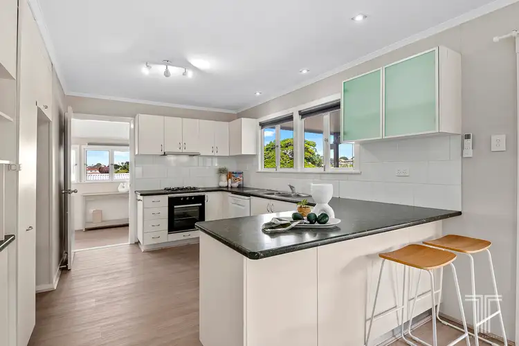 Fifth view of Homely house listing, 2 Condong Street, Mansfield QLD 4122