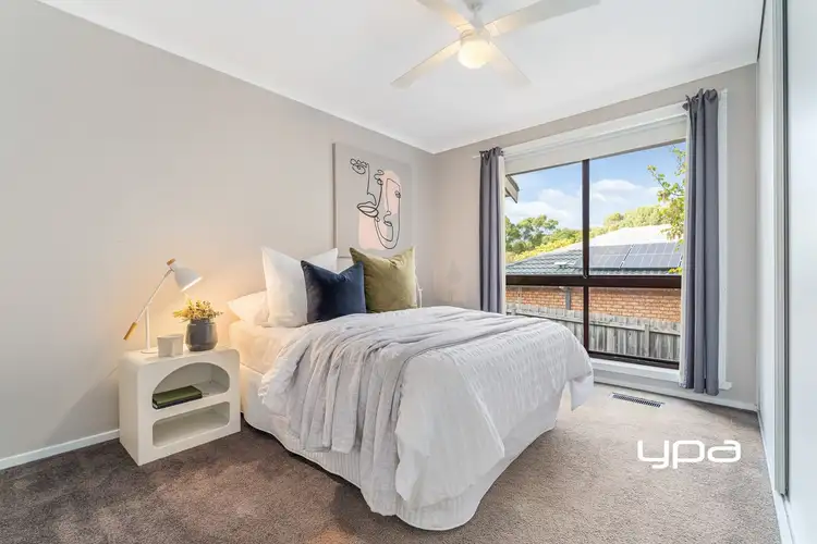 Fifth view of Homely house listing, 2 Caithness Close, Sunbury VIC 3429