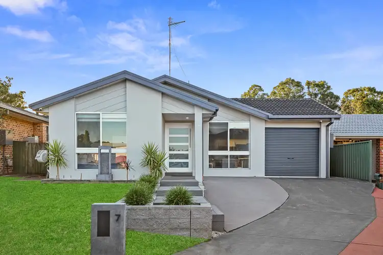 7 Orchid Close, Colyton NSW 2760