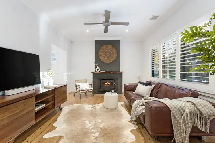 35 Phillips Crescent, Mangerton NSW 2500