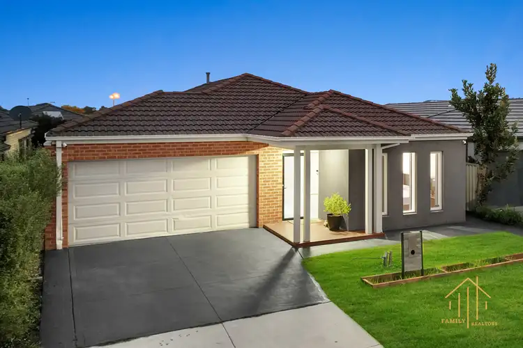 Second view of Homely house listing, 19 Rosella Avenue, Pakenham VIC 3810