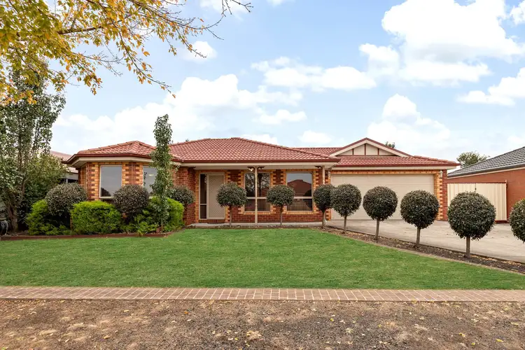 13 Burge Drive, Sunbury VIC 3429