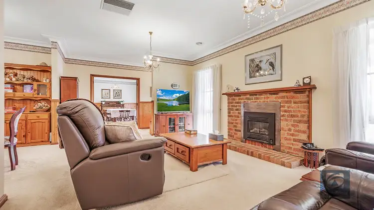 Third view of Homely house listing, 3 Oscar Place, Echuca VIC 3564