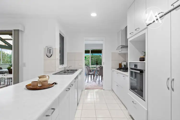 Sixth view of Homely house listing, 4 Claire Court, Langwarrin VIC 3910