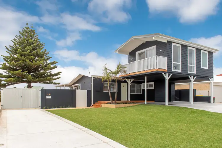 16 Ivanhoe Street, Golden Bay WA 6174