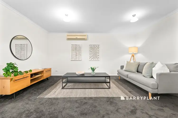 Fifth view of Homely house listing, 2 Lily Vale Close, Berwick VIC 3806