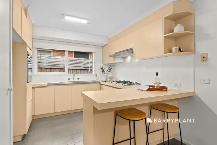 Sixth view of Homely house listing, 2 Lily Vale Close, Berwick VIC 3806