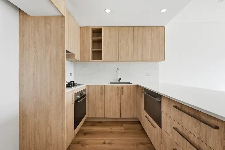 38/5-9 Hall Street