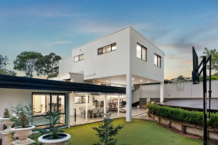 42 Pye Avenue, Northmead NSW 2152