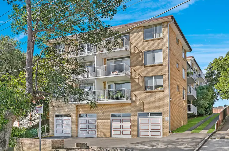 Main view of Homely unit listing, 18/19 Meadow Crescent, Meadowbank NSW 2114