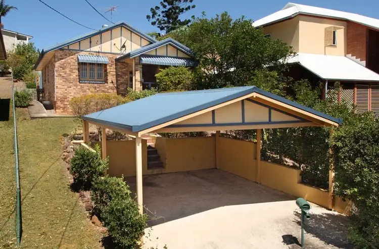 200 Carlton Terrace, Manly QLD 4179