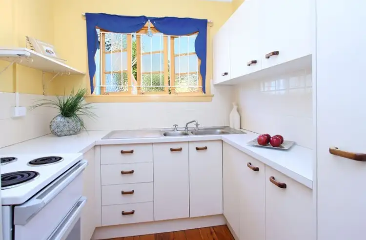 Fifth view of Homely house listing, 200 Carlton Terrace, Manly QLD 4179