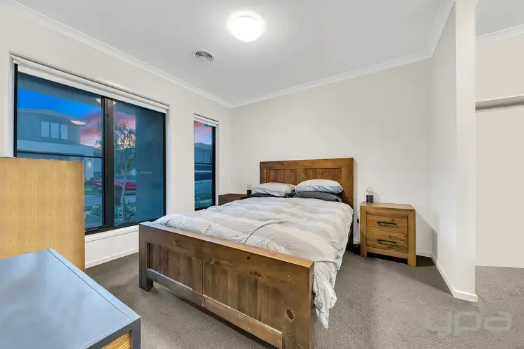 Sixth view of Homely house listing, 5 Bowenia Avenue, Craigieburn VIC 3064