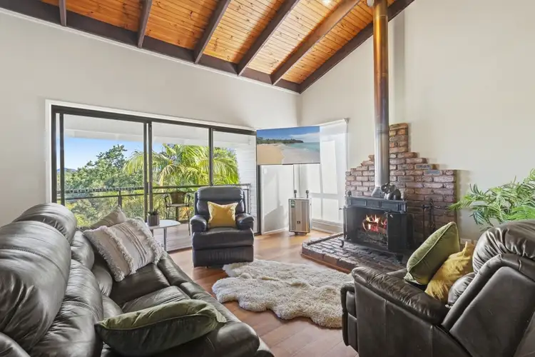 80 Plateau Crescent, Carrara QLD 4211