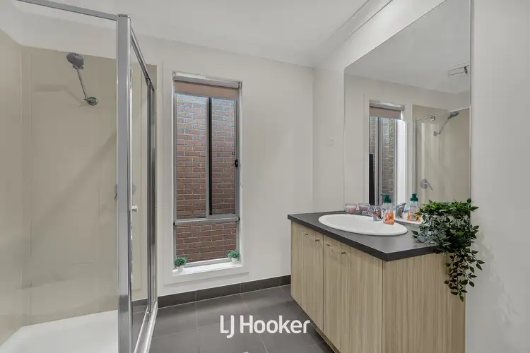 Fourth view of Homely house listing, 116 Elmslie Drive, Cranbourne East VIC 3977
