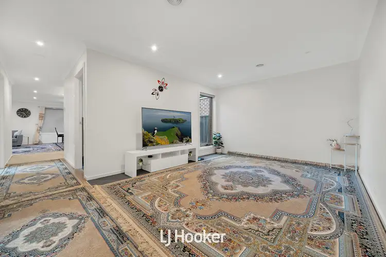 Fifth view of Homely house listing, 116 Elmslie Drive, Cranbourne East VIC 3977