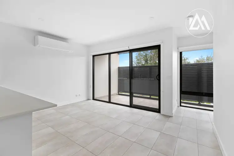 Sixth view of Homely townhouse listing, 4/16 Mereweather Avenue, Frankston VIC 3199