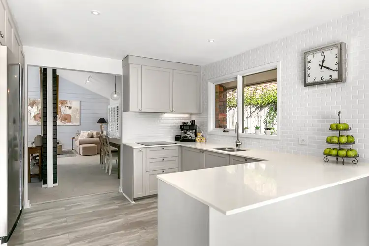 Third view of Homely house listing, 2 Elphinstone Place, Davidson NSW 2085