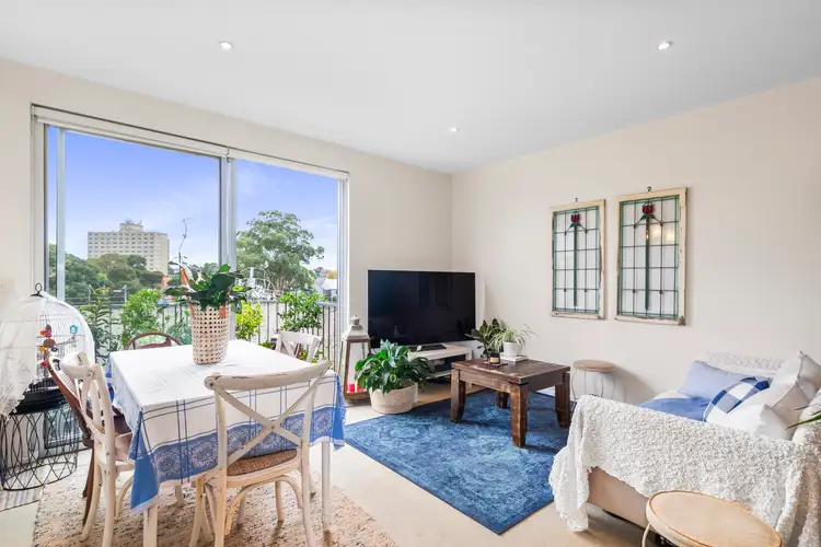 207/126 Carlisle Street, St Kilda VIC 3182