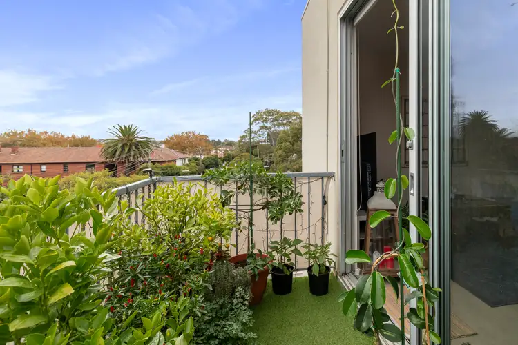 Fifth view of Homely apartment listing, 207/126 Carlisle Street, St Kilda VIC 3182