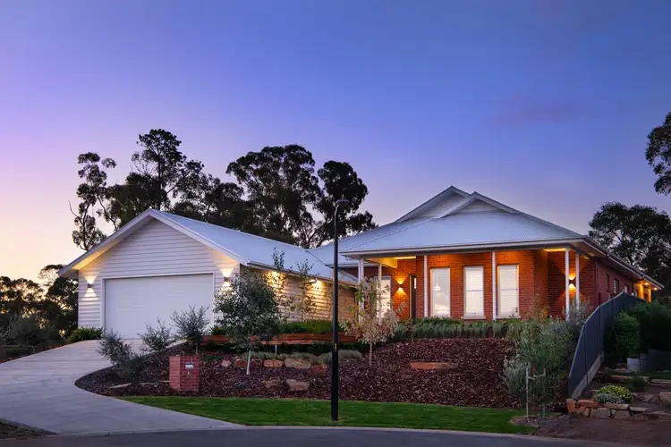 13 Hill View Court, Mckenzie Hill VIC 3451