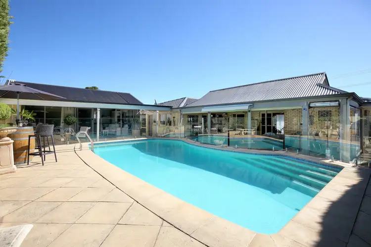 27 Robbie Drive, Reynella East SA 5161