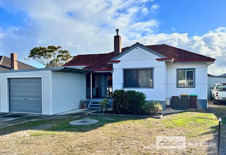 6 Hillman Street, Spencer Park WA 6330