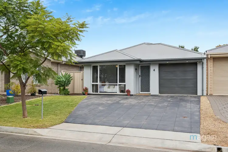 4 Sanctuary Court, Morphett Vale SA 5162