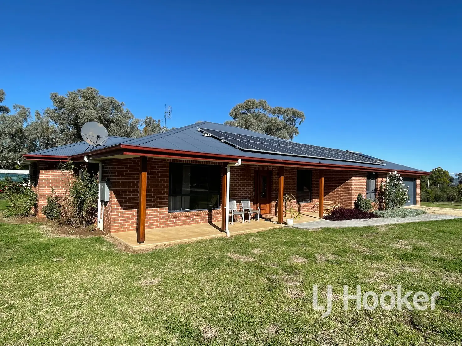 Main view of Homely house listing, 36 Bimbadeen Drive, Inverell NSW 2360