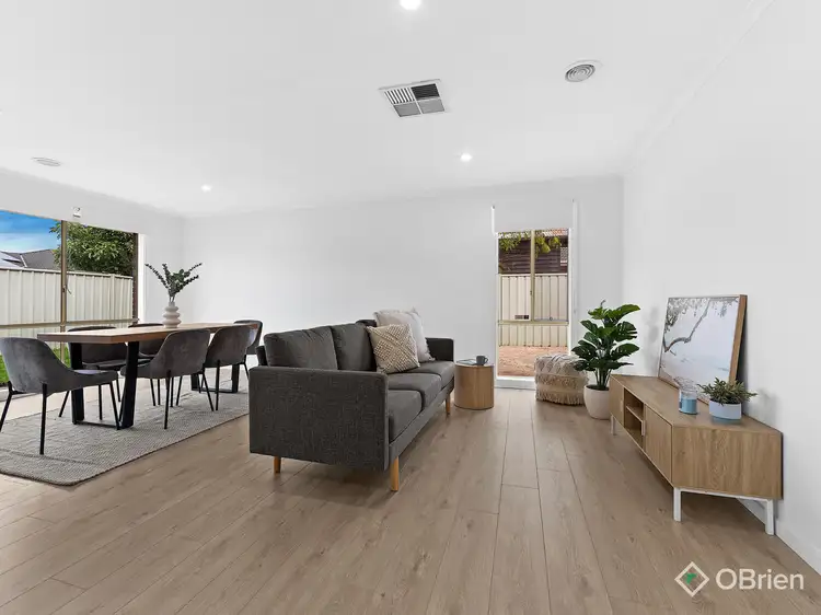 Sixth view of Homely house listing, 7 Bunya Close, Caroline Springs VIC 3023